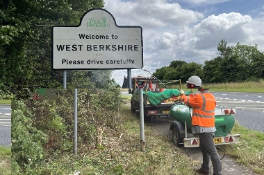 Sign Cleaning